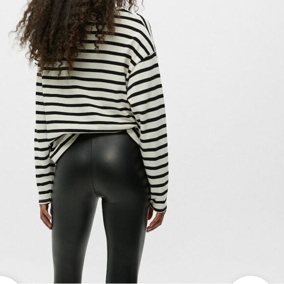 Pull & Bear Faux Leather Look Leggings Size M Stretch Skinny Pull on NWOT - Picture 2 of 9